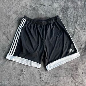 Adidas © Matte Shorts